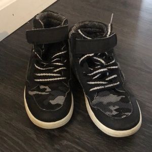 Boys high top sneakers